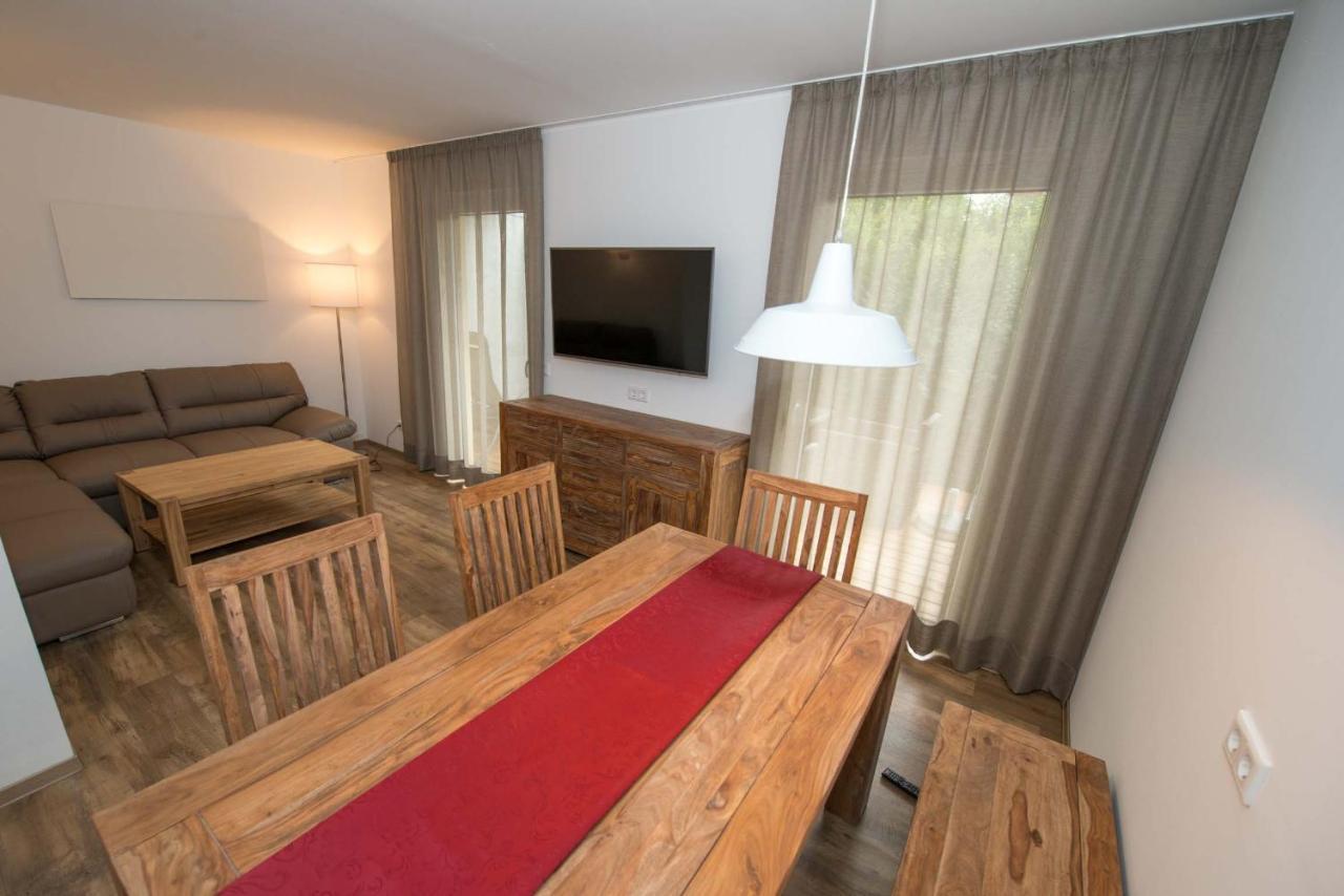 Appartements Herwig Schwarzenbacher Weissensee Habitación foto
